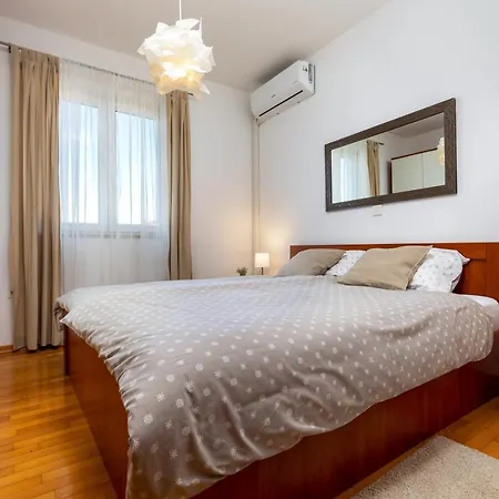 Duplex + Garage Διαμέρισμα *