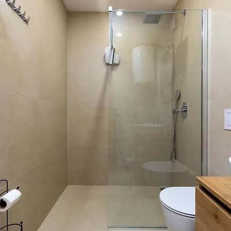 Apartman Duplex + Garage *