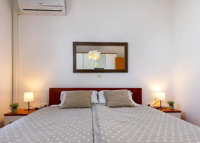 Duplex + Garage 아파트